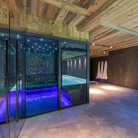 Holiday home Chalet De Vacances - - Piscine Et Spa *