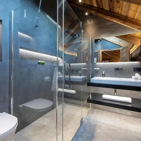 Holiday home Chalet De Vacances - - Piscine Et Spa